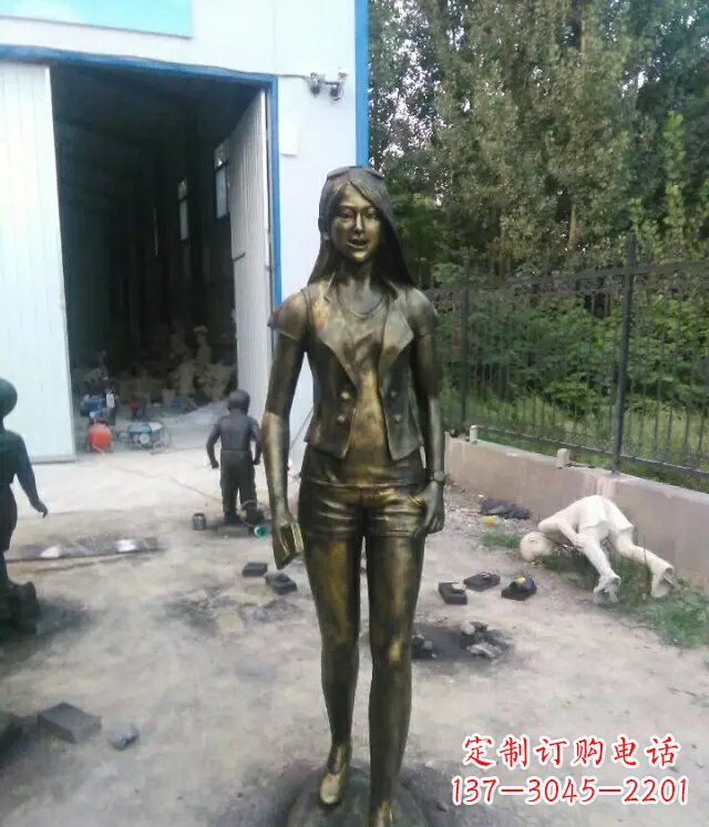 广州现代美女广场人物铜雕
