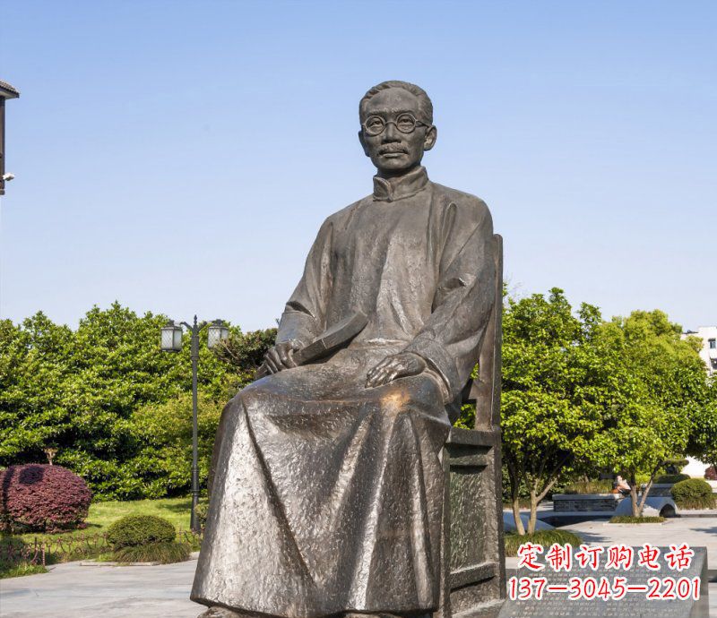 广州校园蔡元培名人铜雕