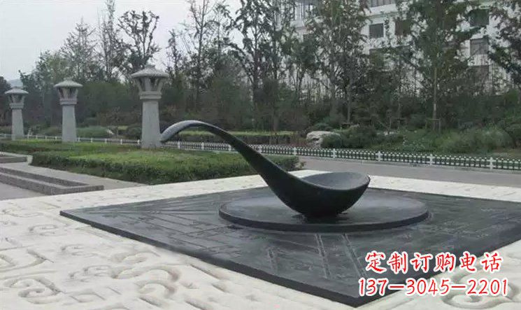 广州校园古代指南针司南铜雕