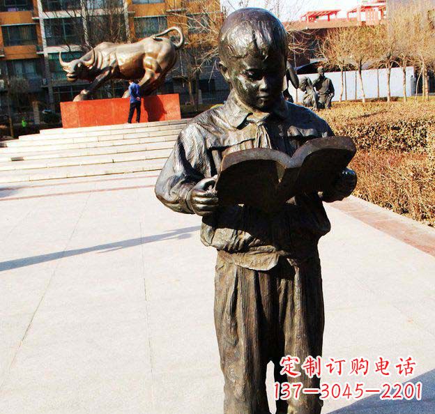 广州校园看书的小学生人物铜雕