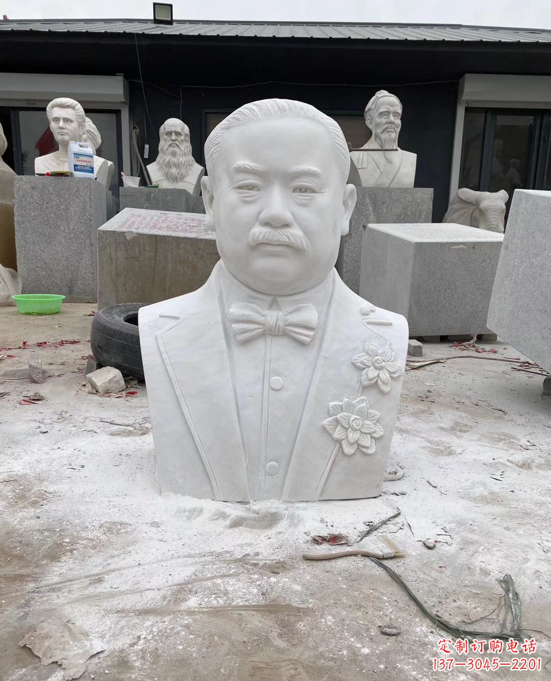 广州校园名人詹天佑头像石雕