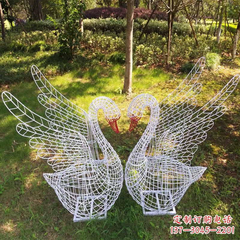 广州展翅天鹅公园绿地铁艺动物摆件