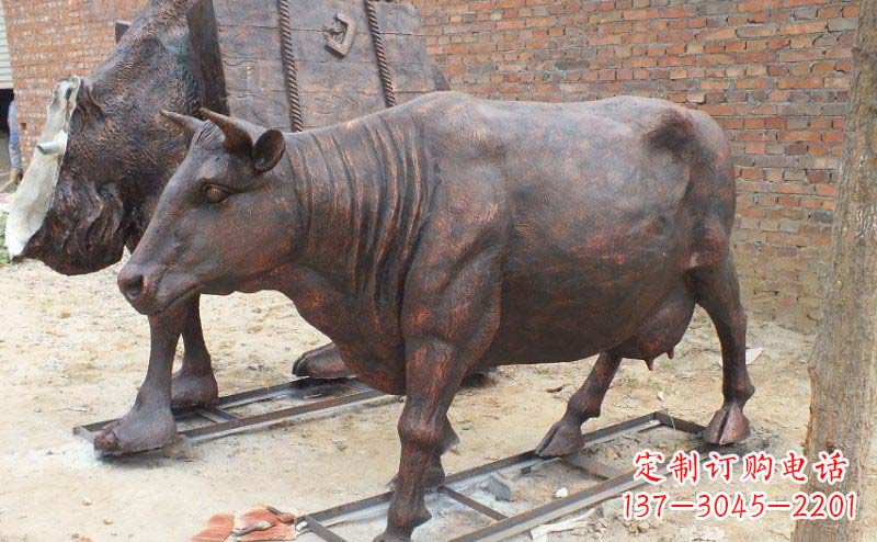 广州铸铜奶牛公园动物铜雕