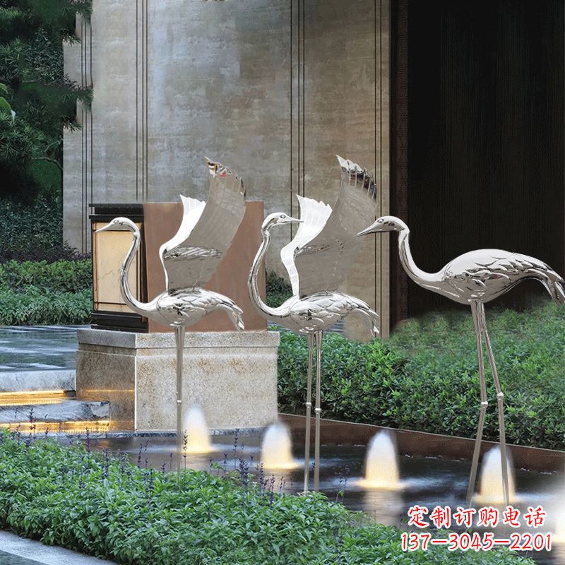 广州鹤雕塑-公园不锈钢镜面喷泉中的鹤雕塑