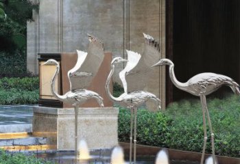 广州鹤雕塑-公园不锈钢镜面喷泉中的鹤雕塑